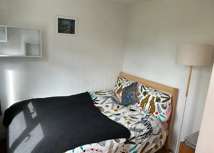 Mini Cabin In Zone 2